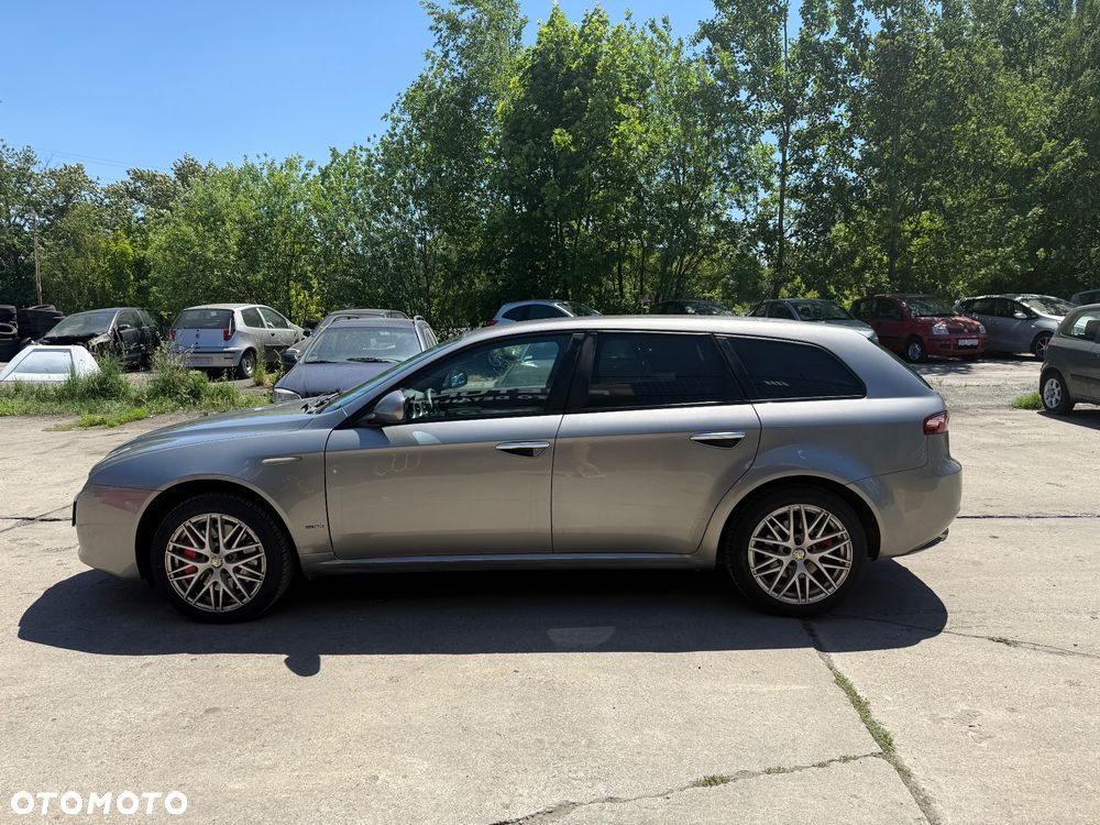 Alfa Romeo 159 2.4JTDM Distinctive - 9