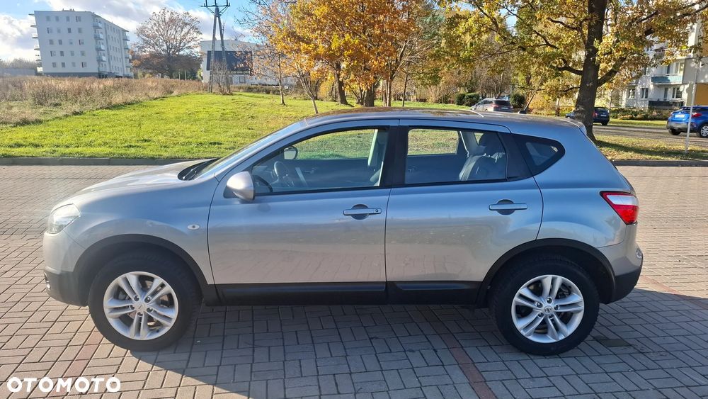 Nissan Qashqai 2.0 CVT lounge - 2