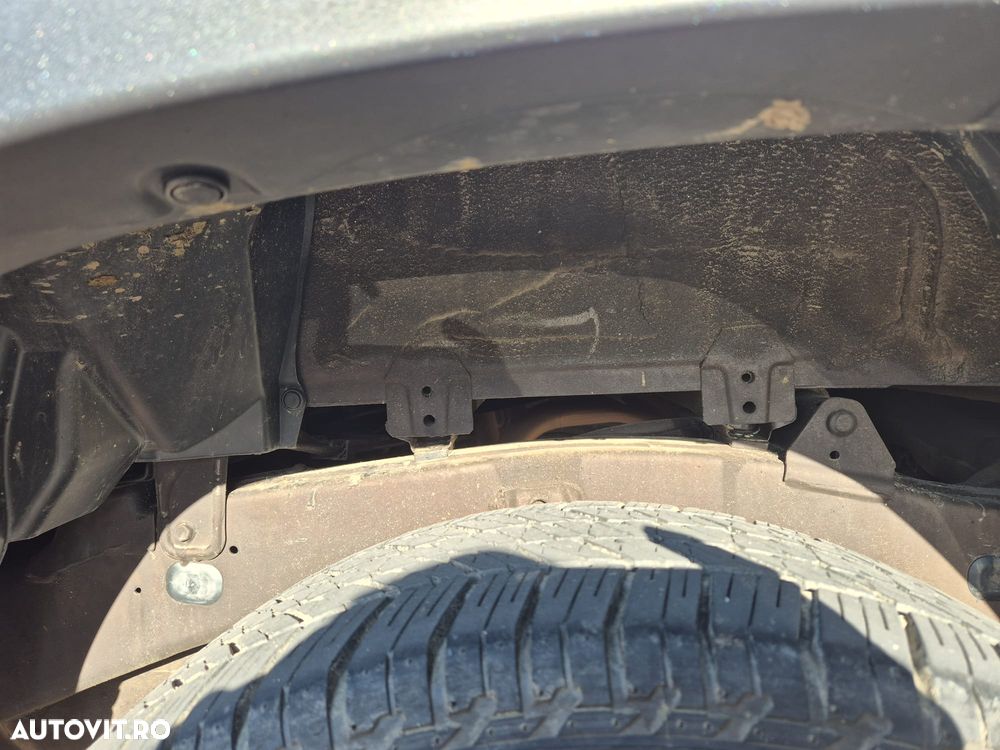 Toyota Hilux 2.8D 204CP 4x4 Double Cab AT Invincible - 8