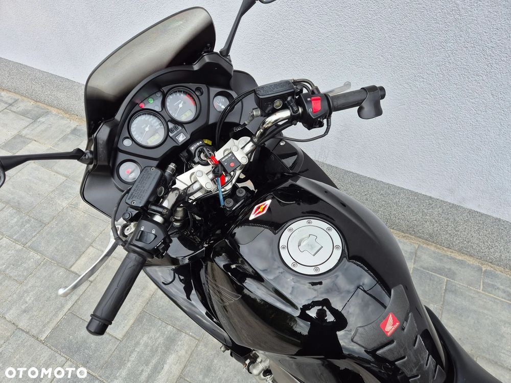 Honda CBF - 5