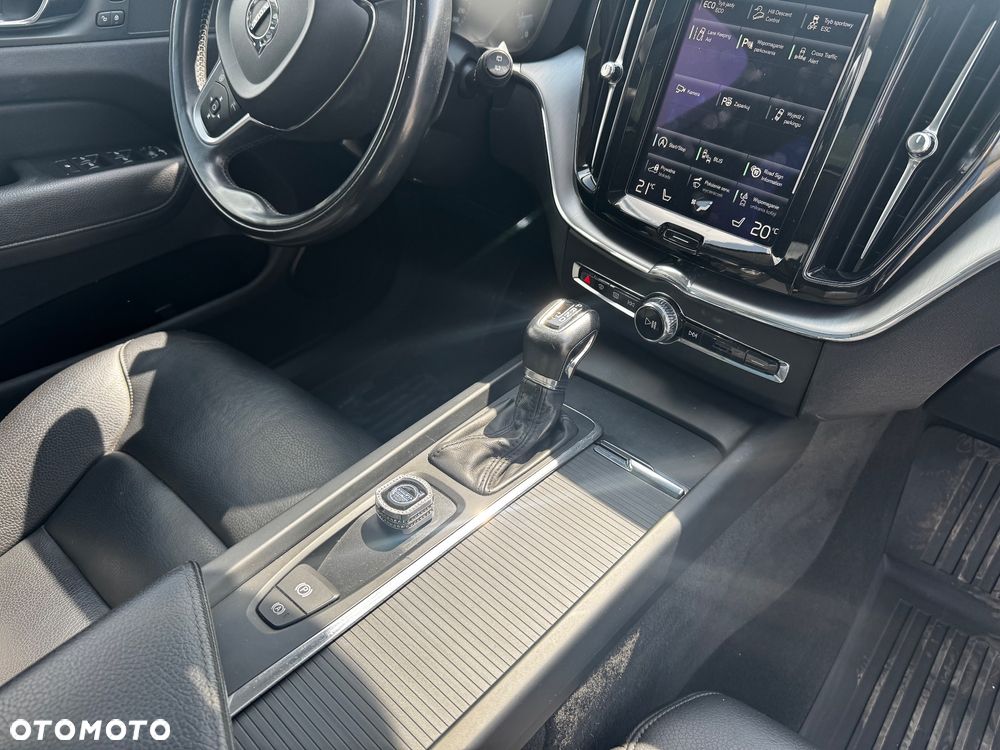 Volvo XC 60 T6 AWD Geartronic Inscription - 20
