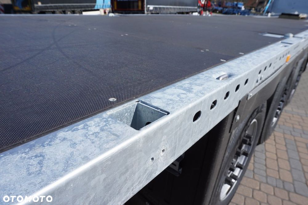 Schmitz Cargobull PLATFORMA LED * 2026 * - 15