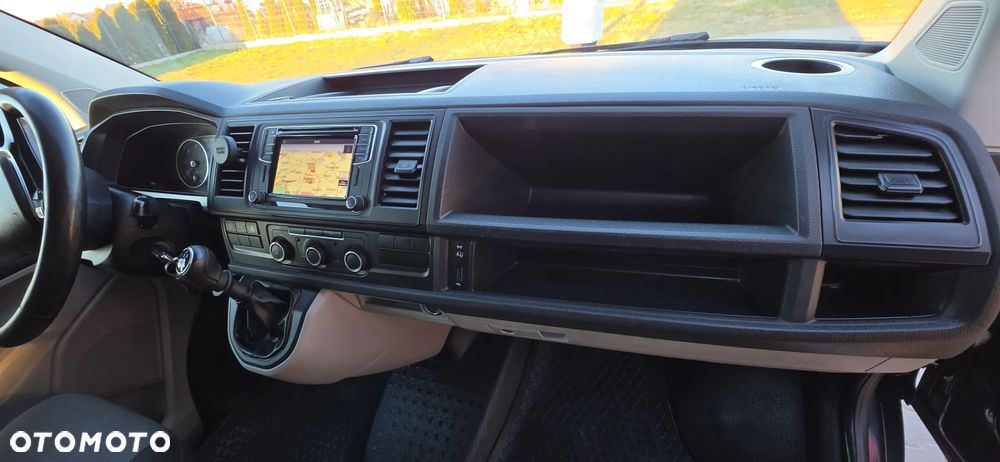 Volkswagen Transporter - 22