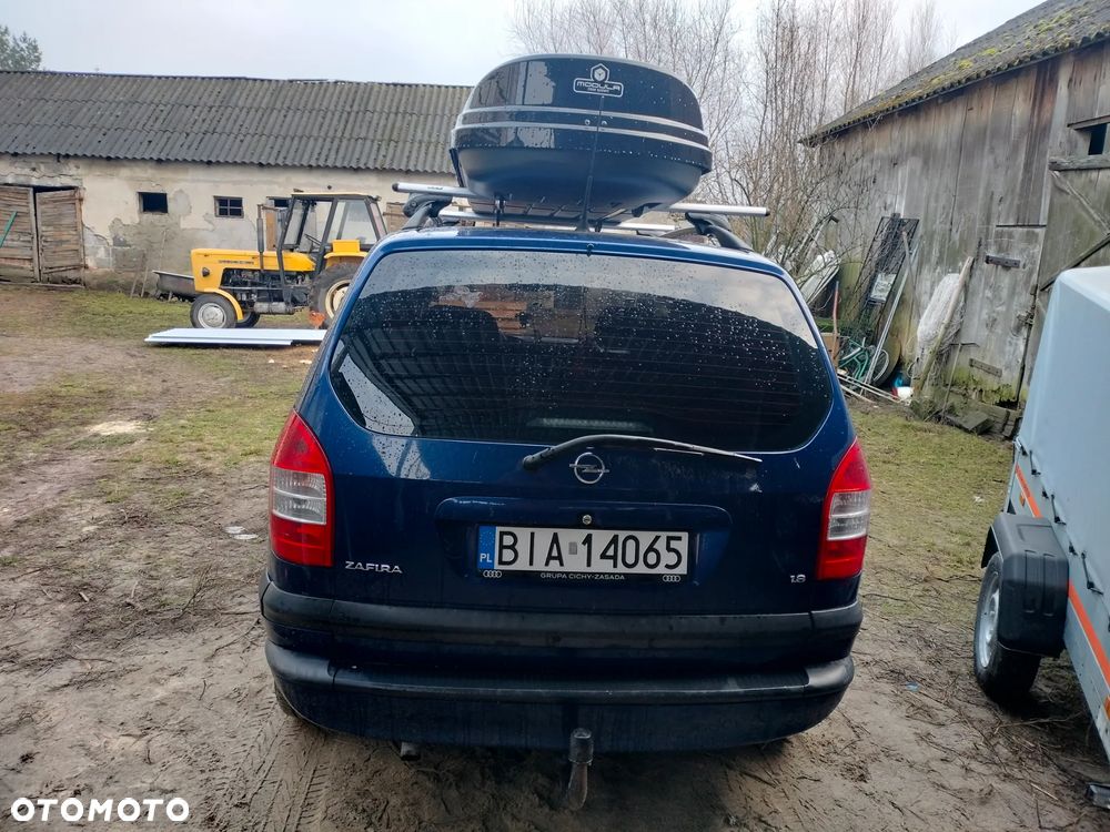 Opel Zafira 1.8 16V Elegance - 2