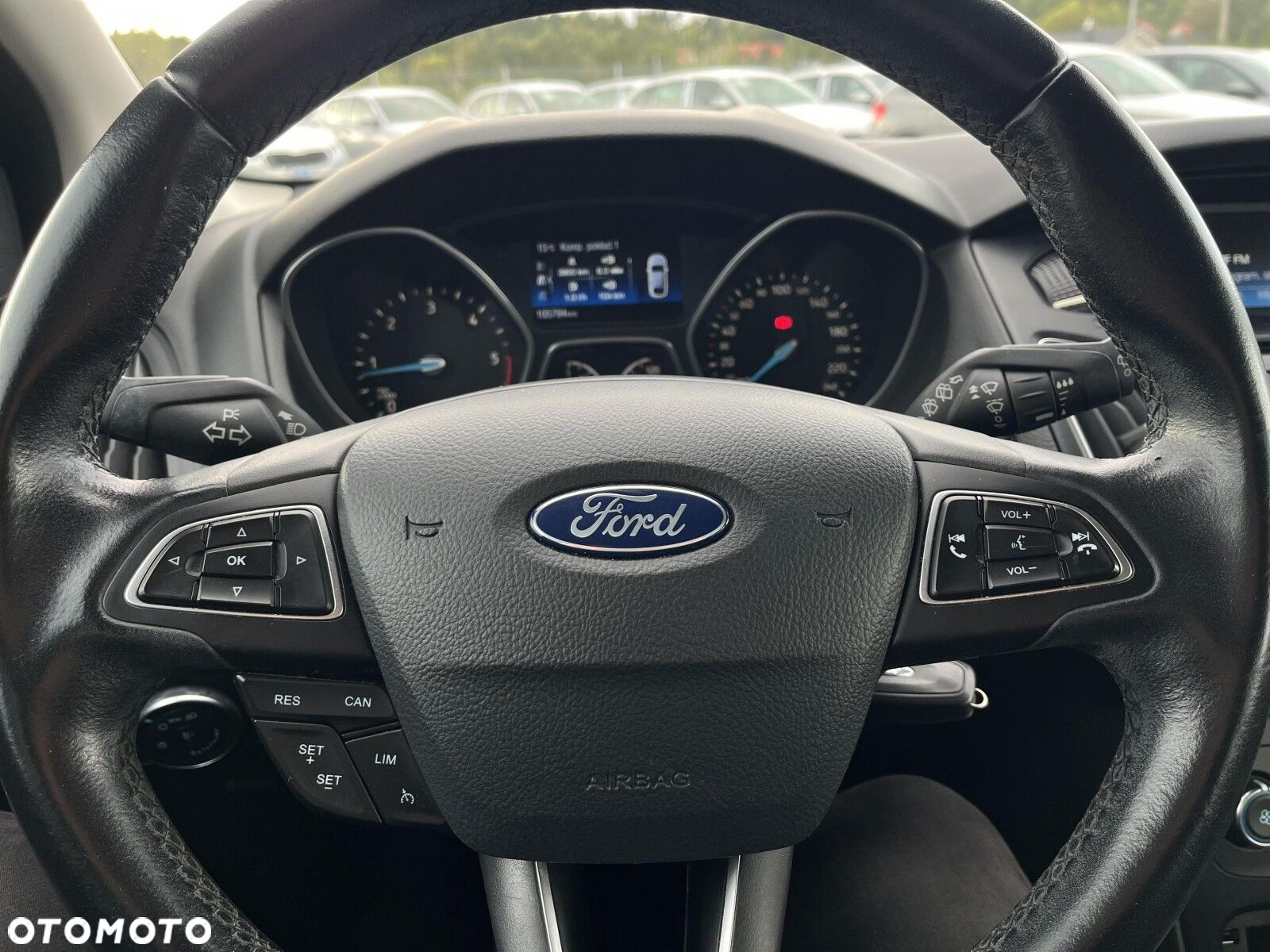 Ford Focus - 13