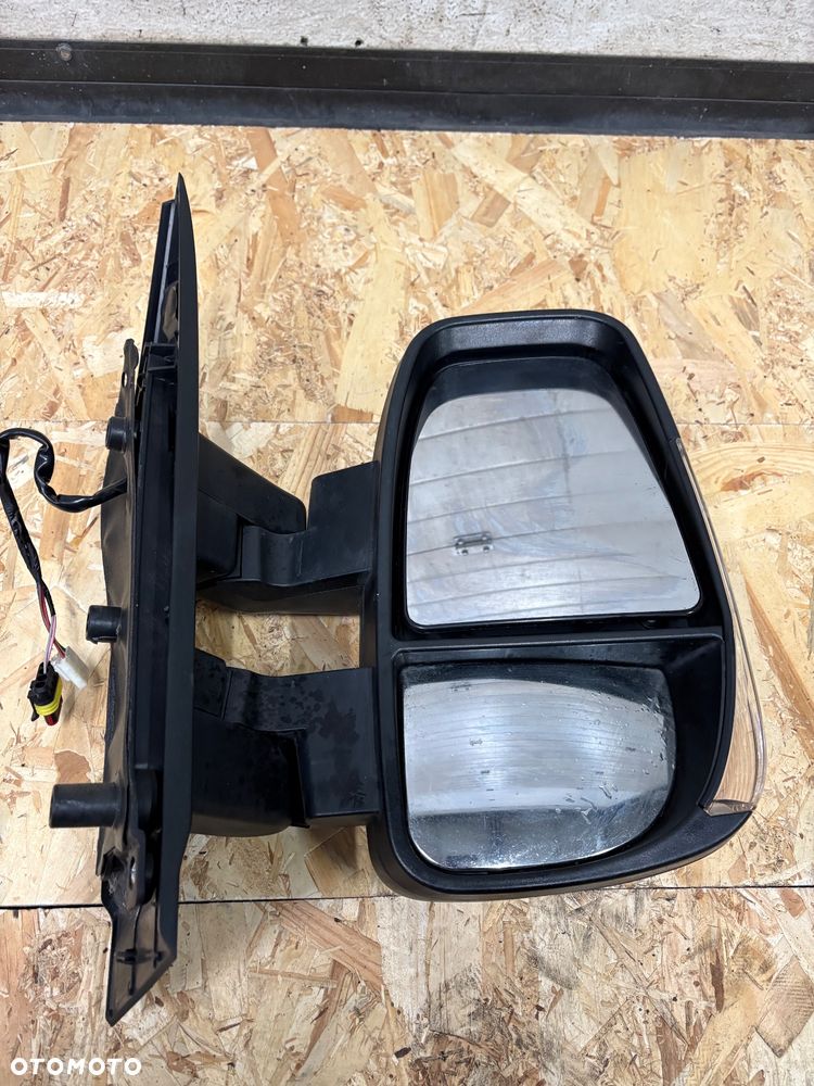Lusterko prawe elektryczne krótkie Iveco Daily 2014- - 1