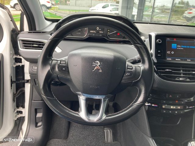 Peugeot 208 PureTech 110 Stop & Start Tech Edition - 10