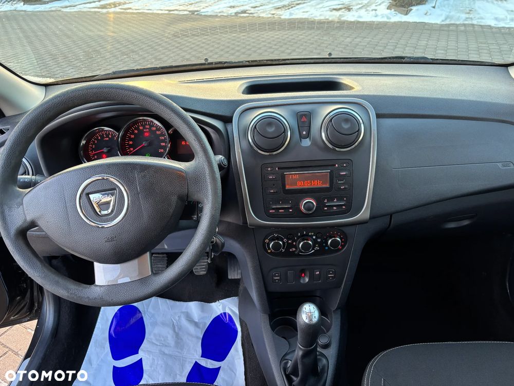 Dacia Logan 1.2 16V 75 Laureate - 14