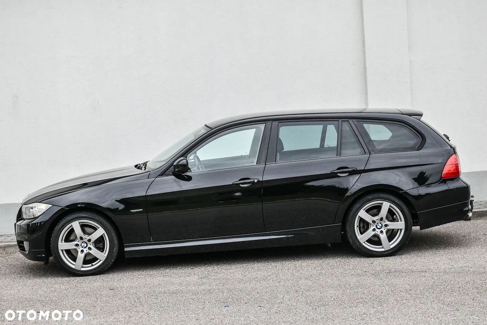 BMW Seria 3 318d DPF Edition Exclusive - 16