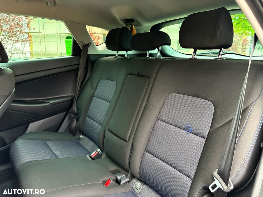 Hyundai Tucson blue 1.7 CRDi 2WD Style - 15