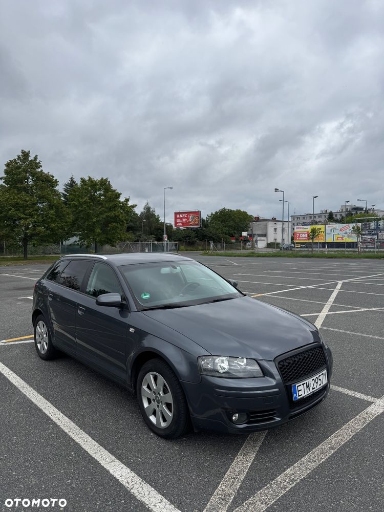 Audi A3 Sportback 2.0 TDI DPF quattro Ambition - 8