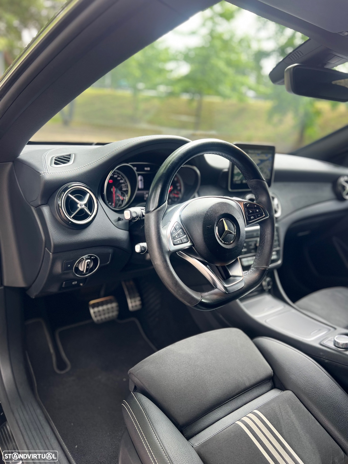 Mercedes-Benz CLA 200 d Shooting Brake AMG Line Aut. - 7