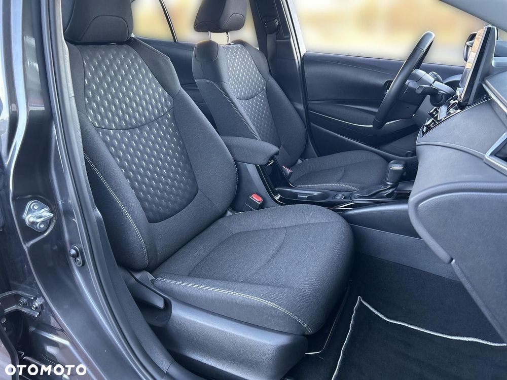 Toyota Corolla 1.8 Hybrid Comfort - 9