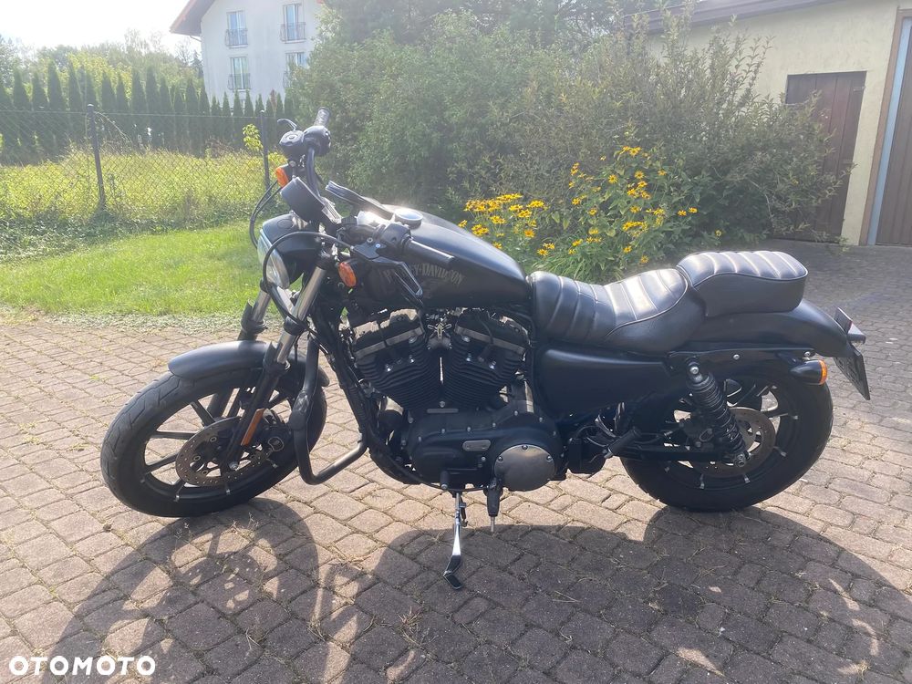 Harley-Davidson Sportster Iron 883