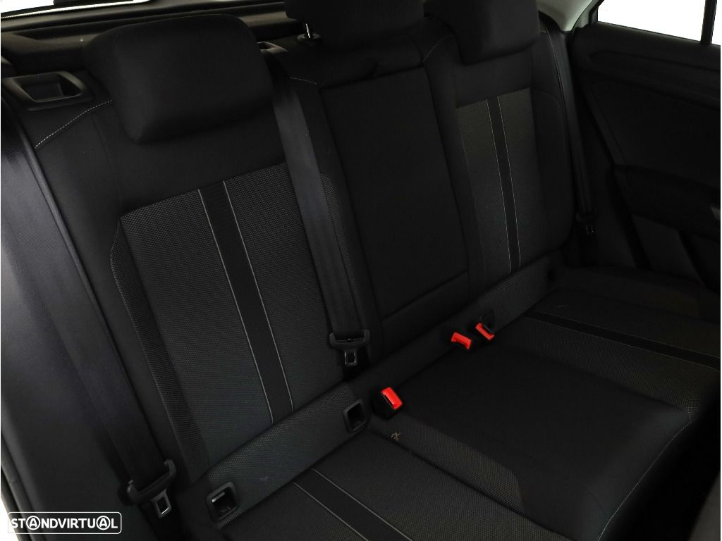 VW T-Roc 1.0 TSI Life - 16