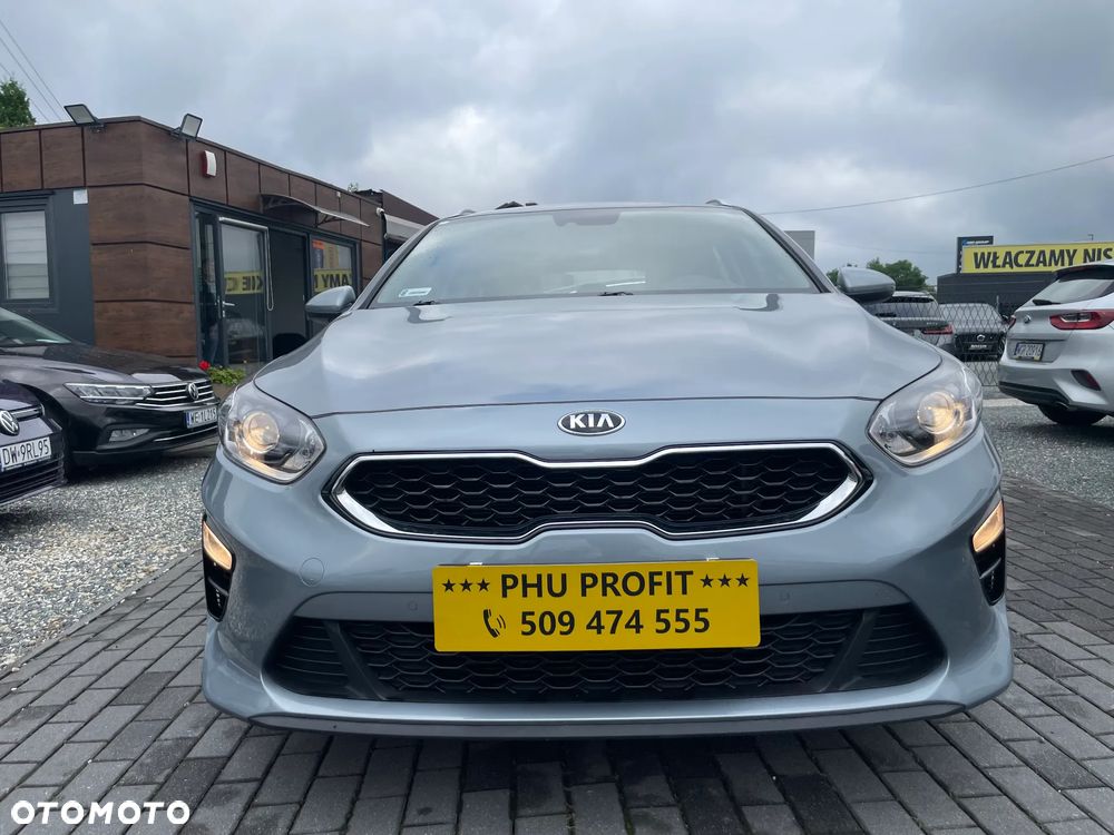 Kia Ceed 1.6 CRDi SCR M - 2