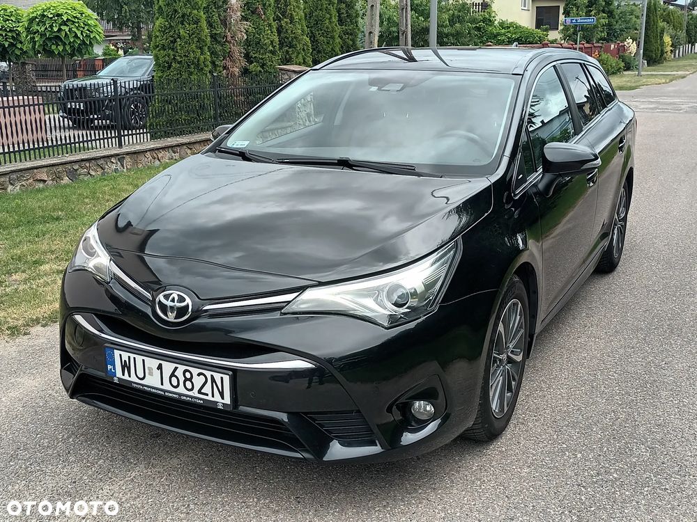 Toyota Avensis 2.0 D-4D Prestige - 3