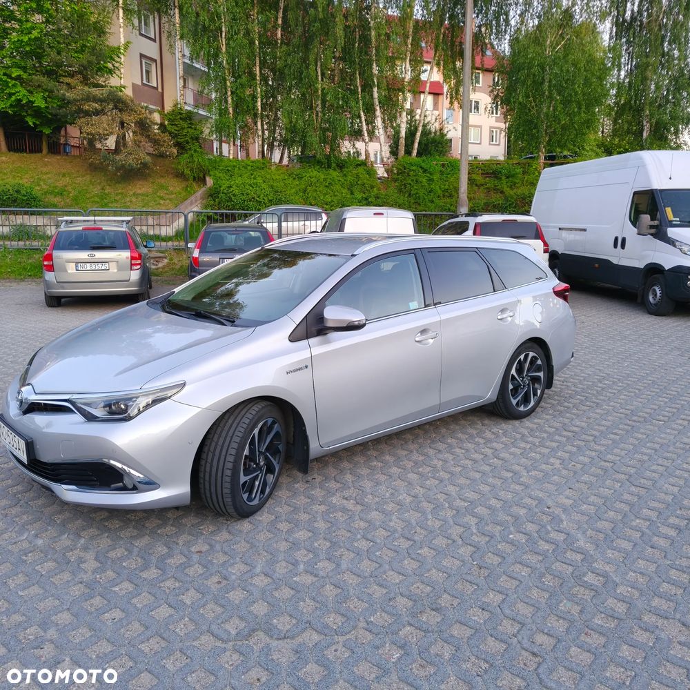 Toyota Auris Hybrid 135 Prestige - 37
