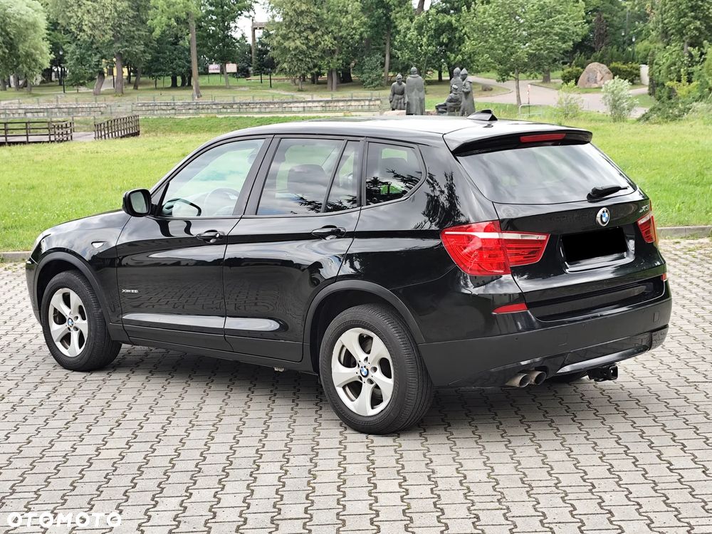 BMW X3 28i xDrive - 16