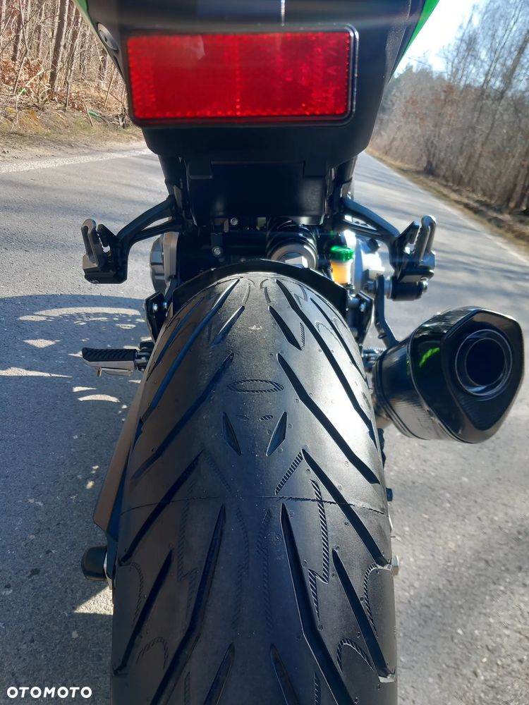 Kawasaki Z 900 - 11