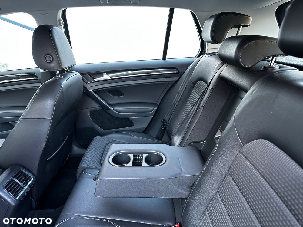 Volkswagen Golf 2.0 TDI BMT Highline EU6 - 16