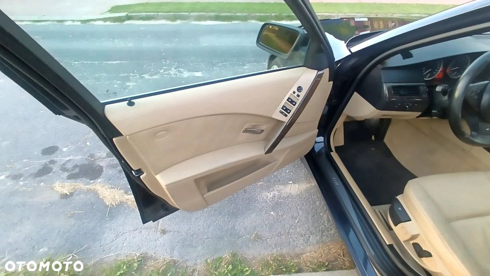 BMW Seria 5 - 12