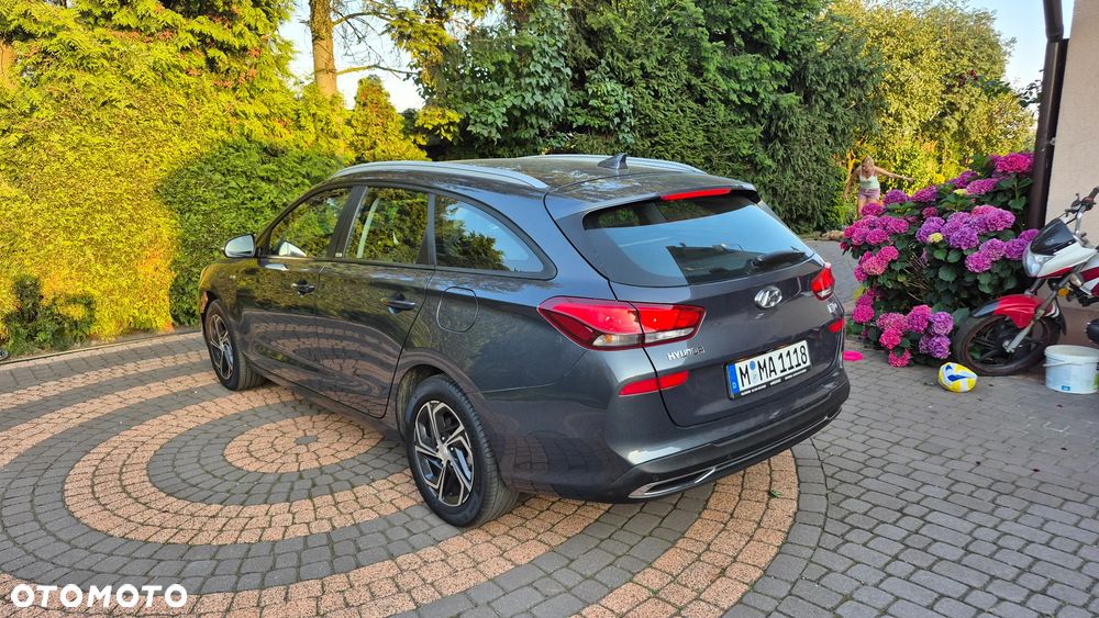 Hyundai i30 1.6 CRDI 48V-Hybrid DCT EDITION 30+ - 9