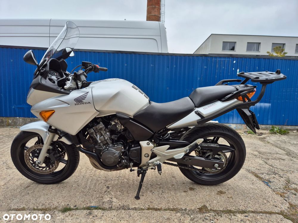 Honda CBF - 2