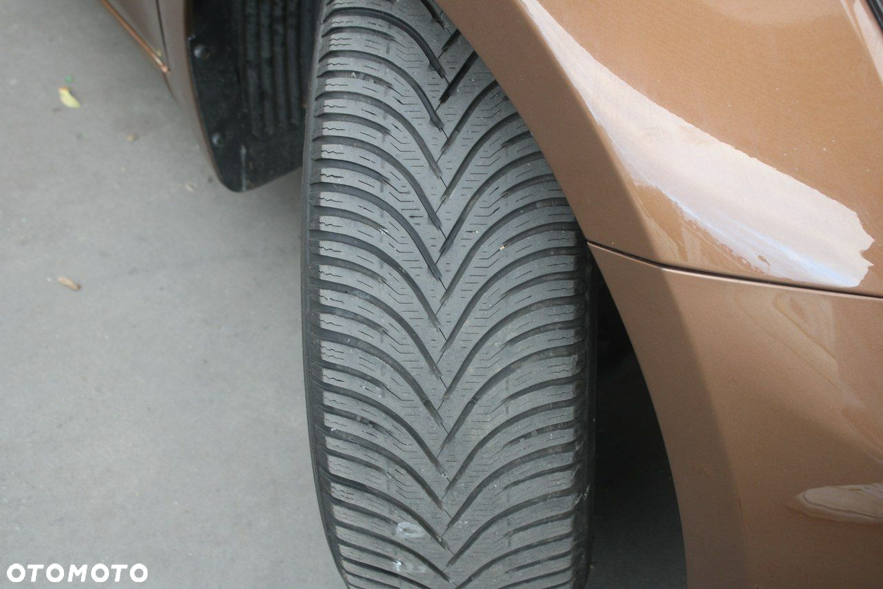 Kia Ceed - 31
