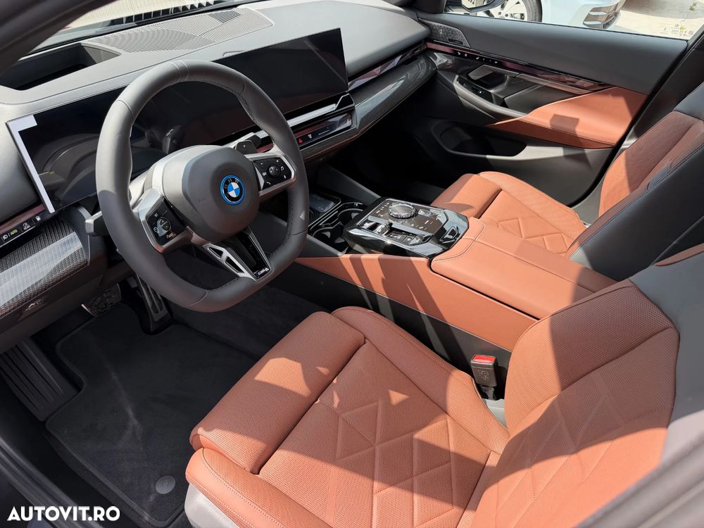 BMW Seria 5 550e xDrive Aut. - 11