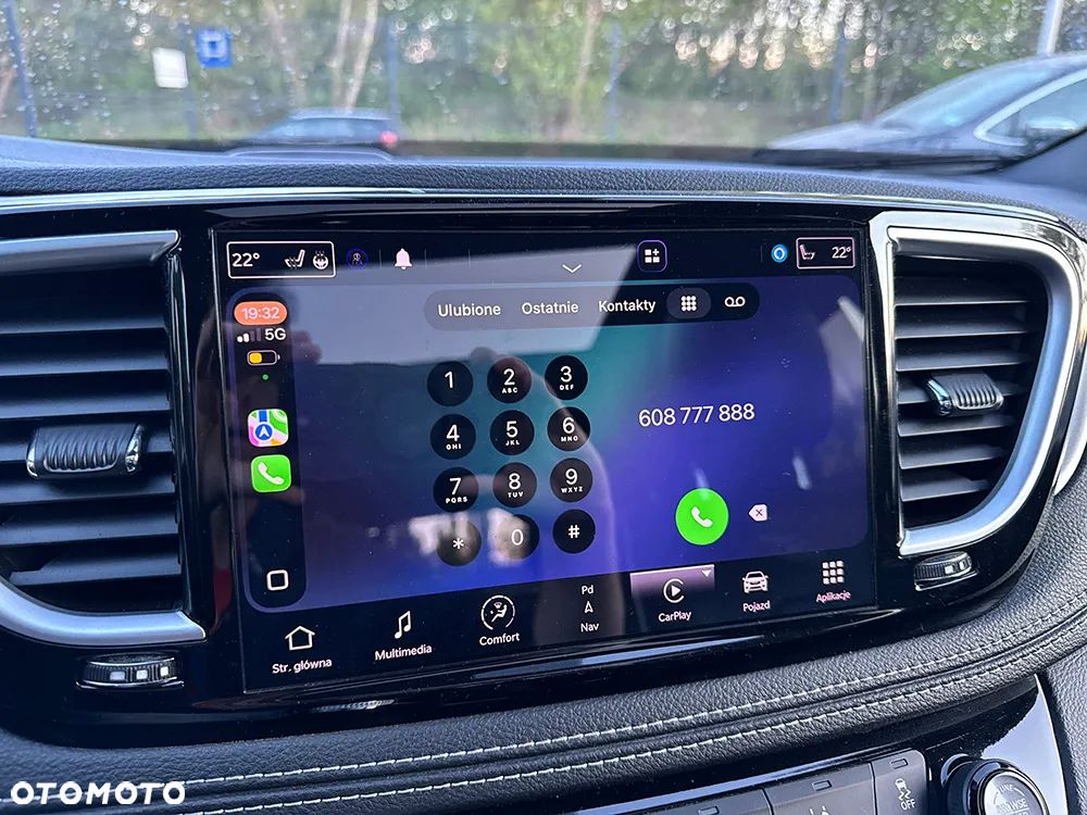 Chrysler Pacifica - 28