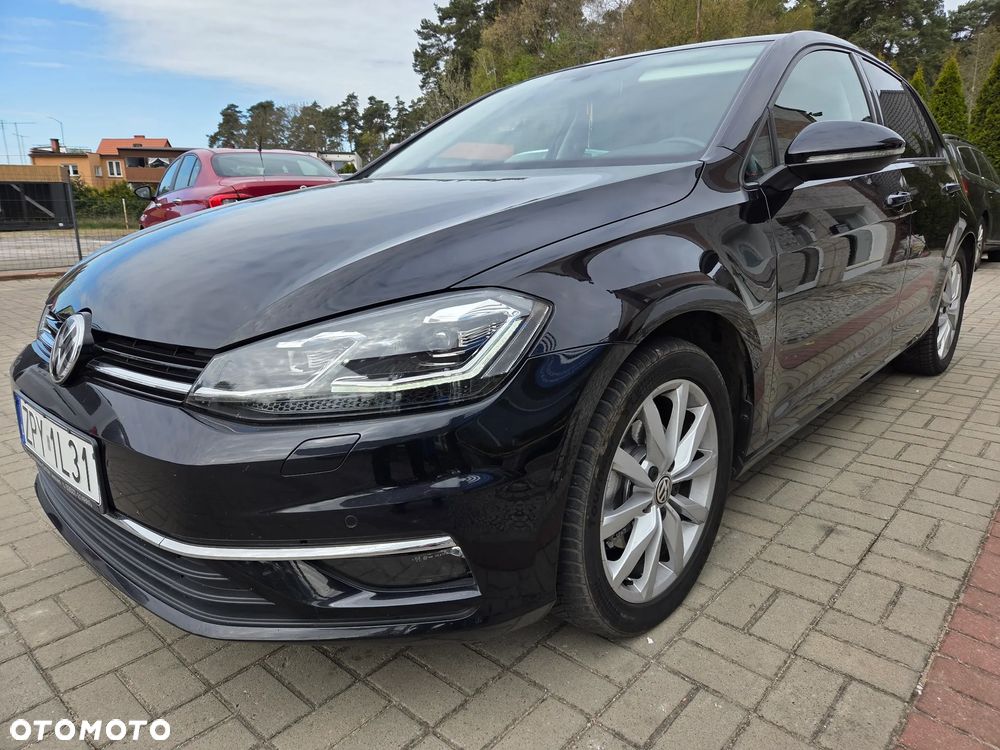 Volkswagen Golf - 2