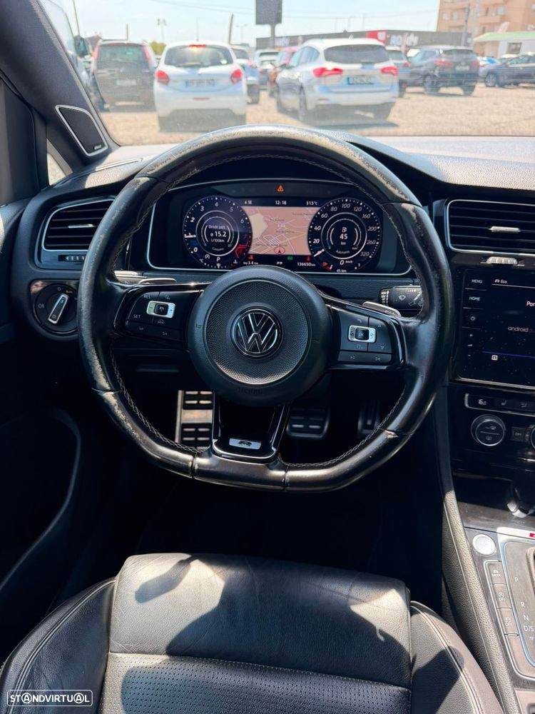 VW Golf 2.0 TSI R DSG - 32