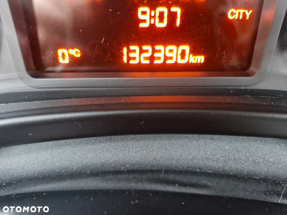 Fiat 500L 1.4 16V Pop-Star - 34