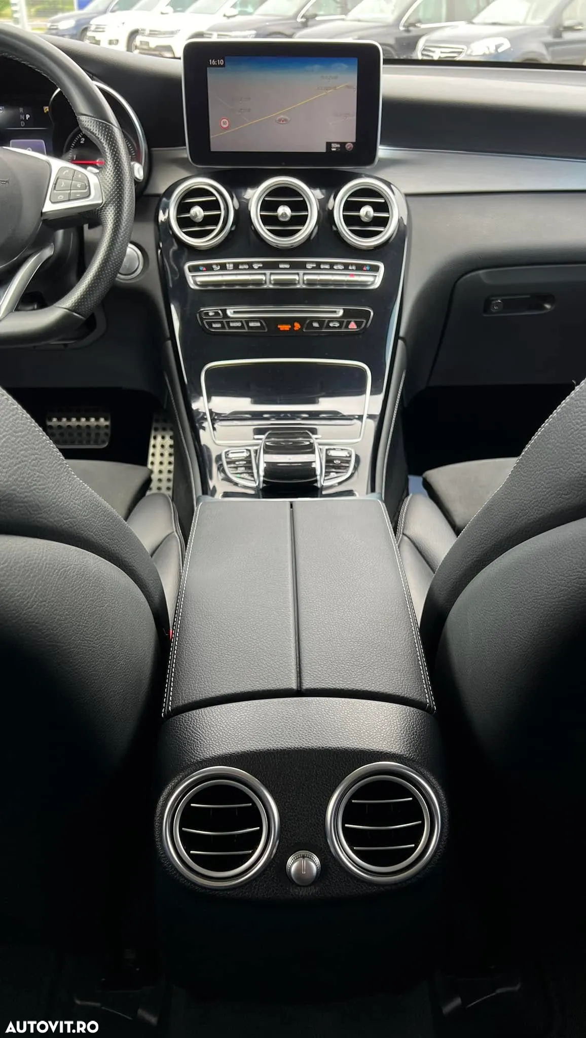 Mercedes-Benz GLC 250 d 4MATIC - 31