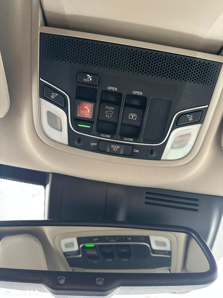 Honda CR-V 1.5 VTEC Turbo 4WD CVT Executive - 16