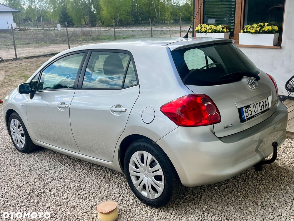 Toyota Auris 1.6 VVT-i Premium - 4