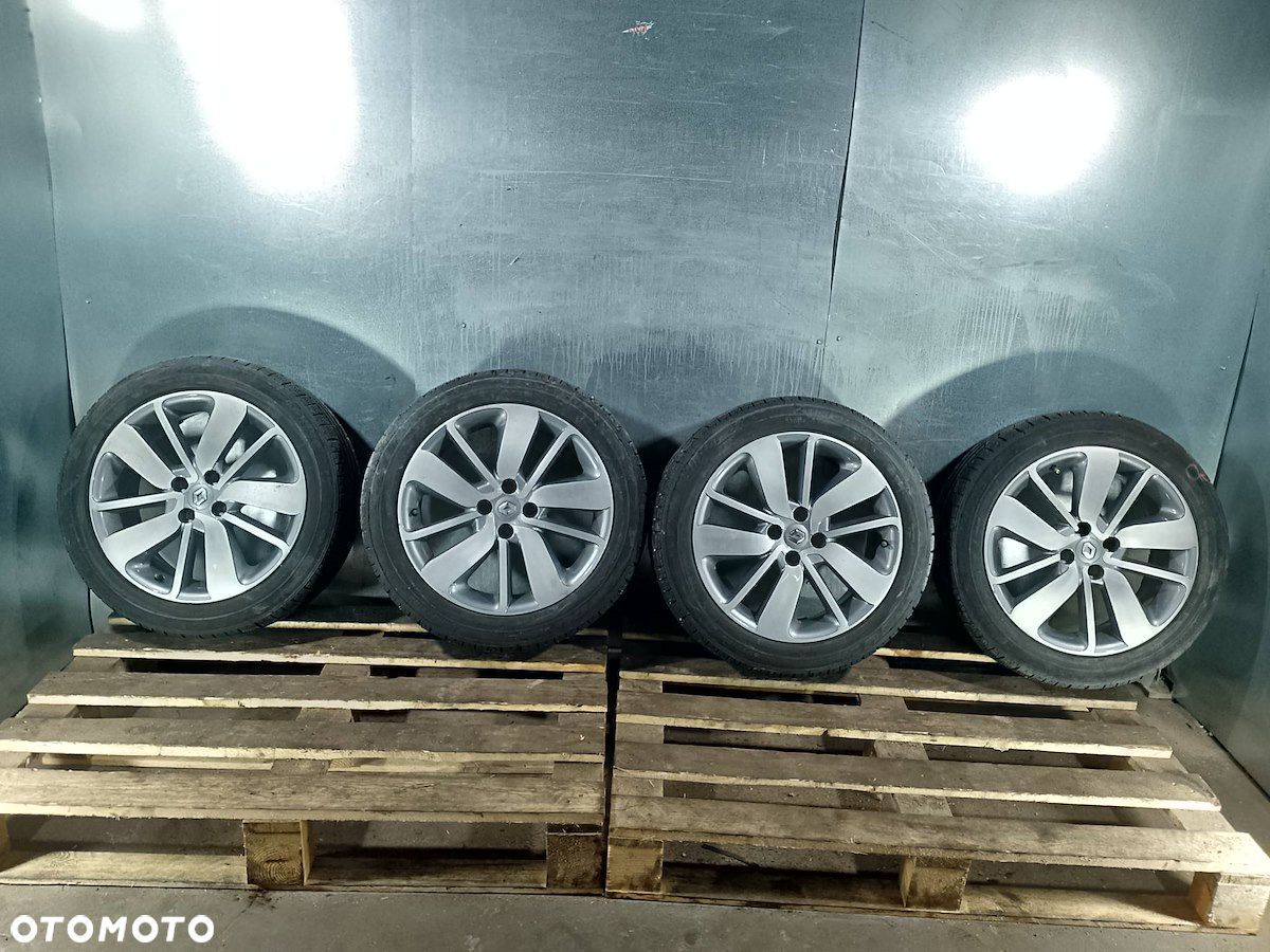FELGI ALUMINIOWE KOMPLET 17 Z OPONAMI RENAULT CLIO IV ( 12- ) - 1