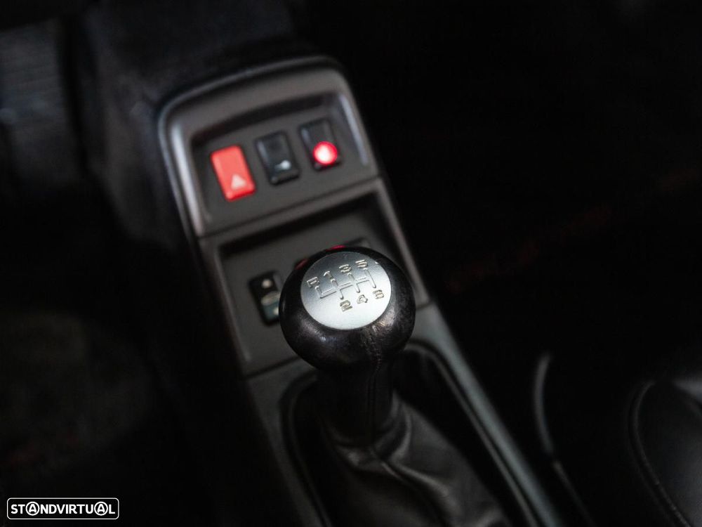 Porsche 911 (993) Coupé 3.6 Turbo - 12