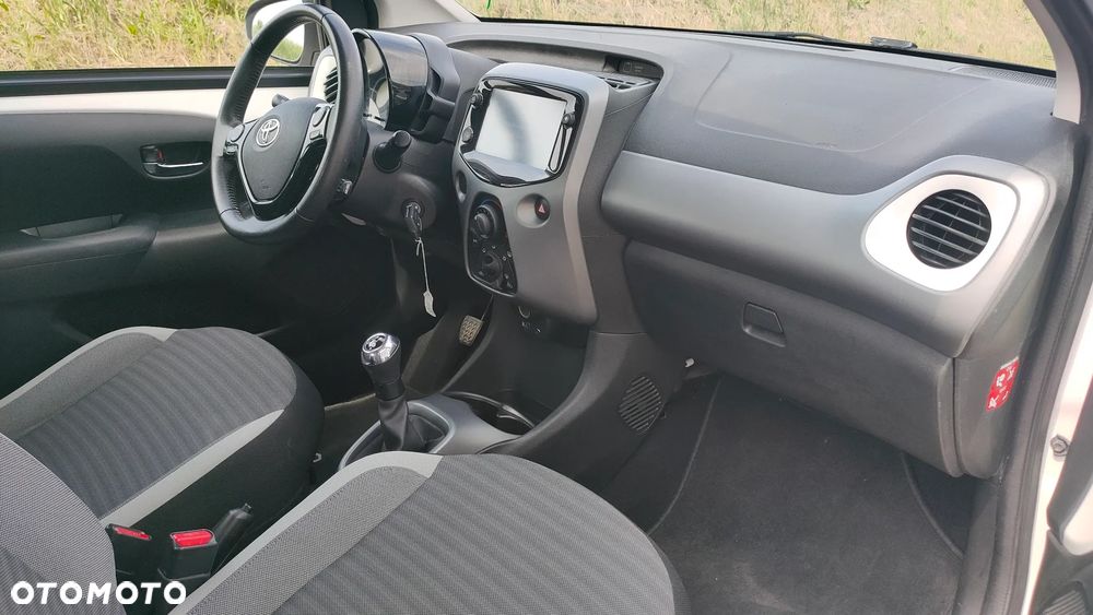 Toyota Aygo x-trend - 6