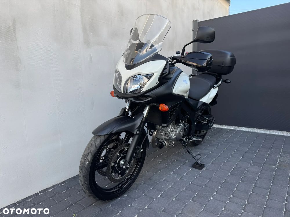 Suzuki V-STROM - 4