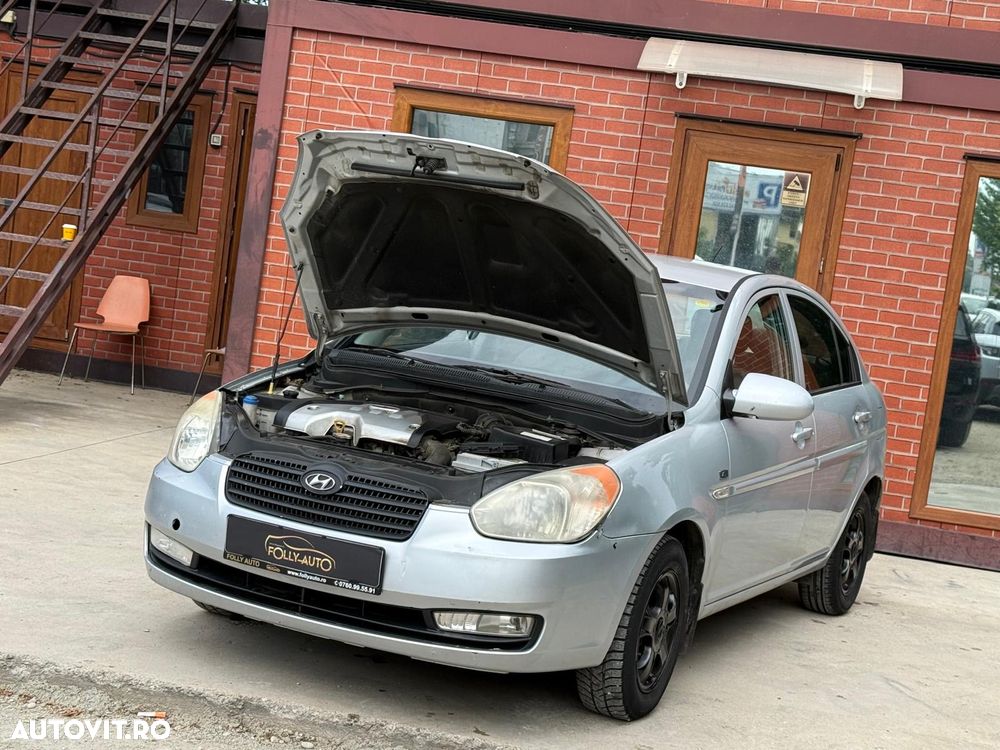 Hyundai Accent - 29