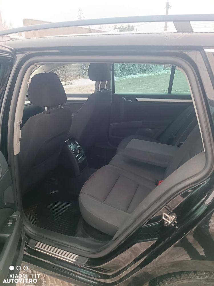 Skoda Superb 2.0 TDI Ambition - 11