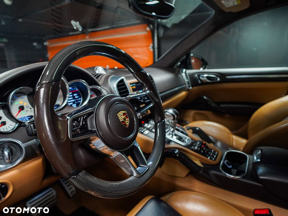 Porsche Cayenne S Diesel - 21