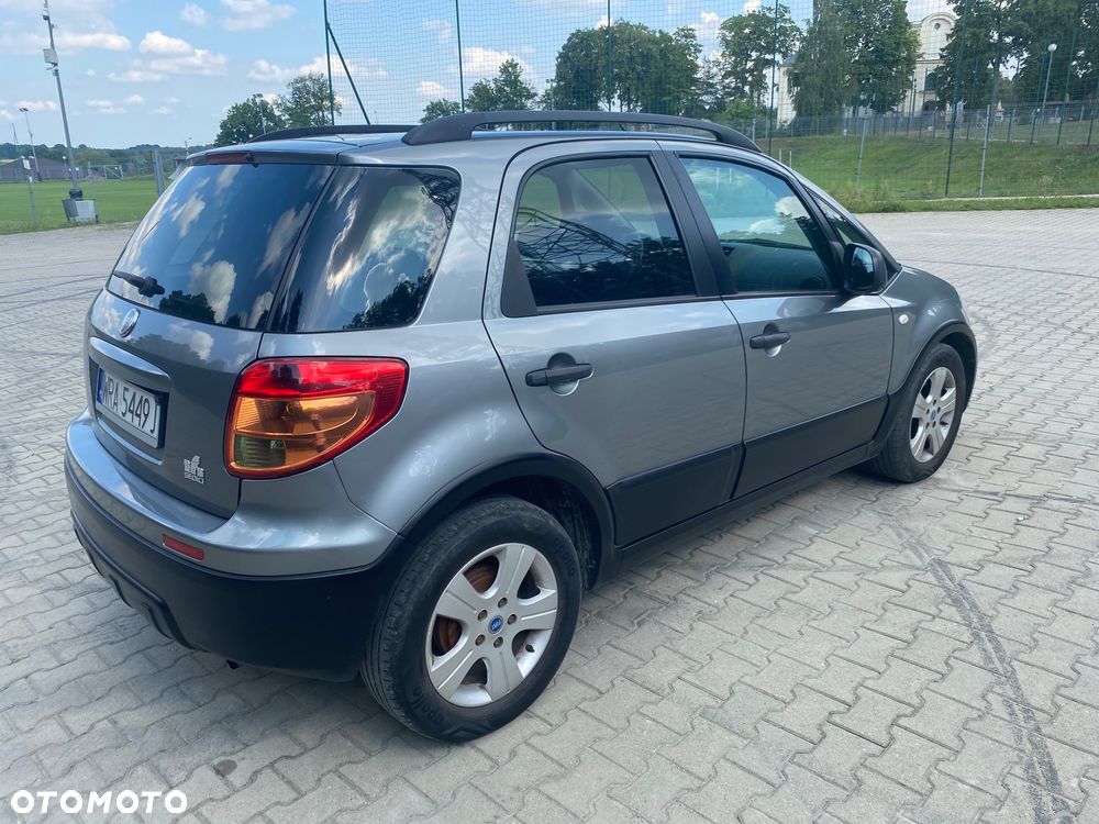 Fiat Sedici 1.9 Multijet 4x2 Dynamic Plus - 9