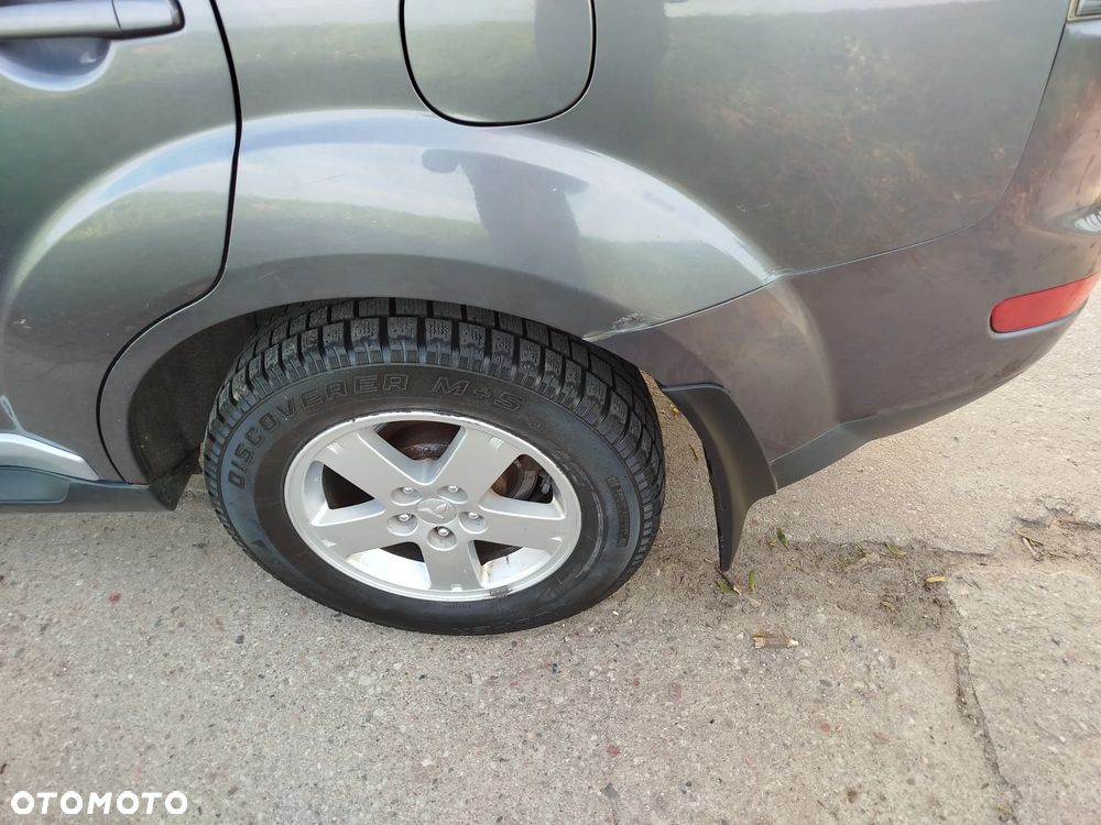 Mitsubishi Outlander - 17