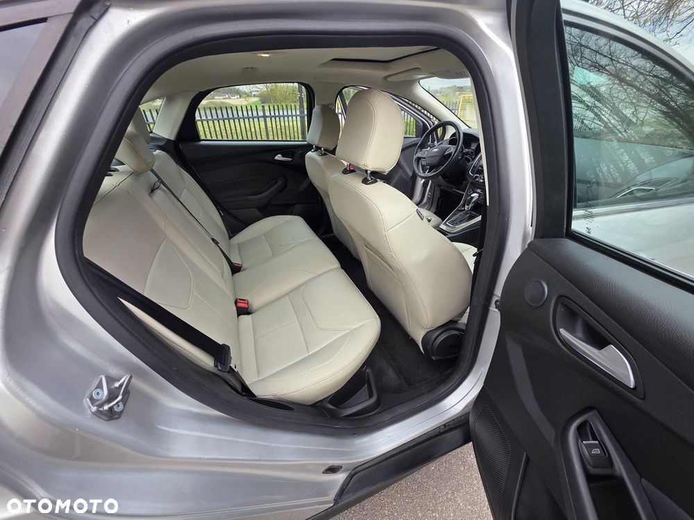 Ford Focus - 16