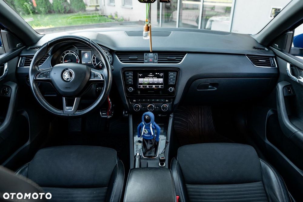 Skoda Octavia 2.0 TSI RS DSG - 15