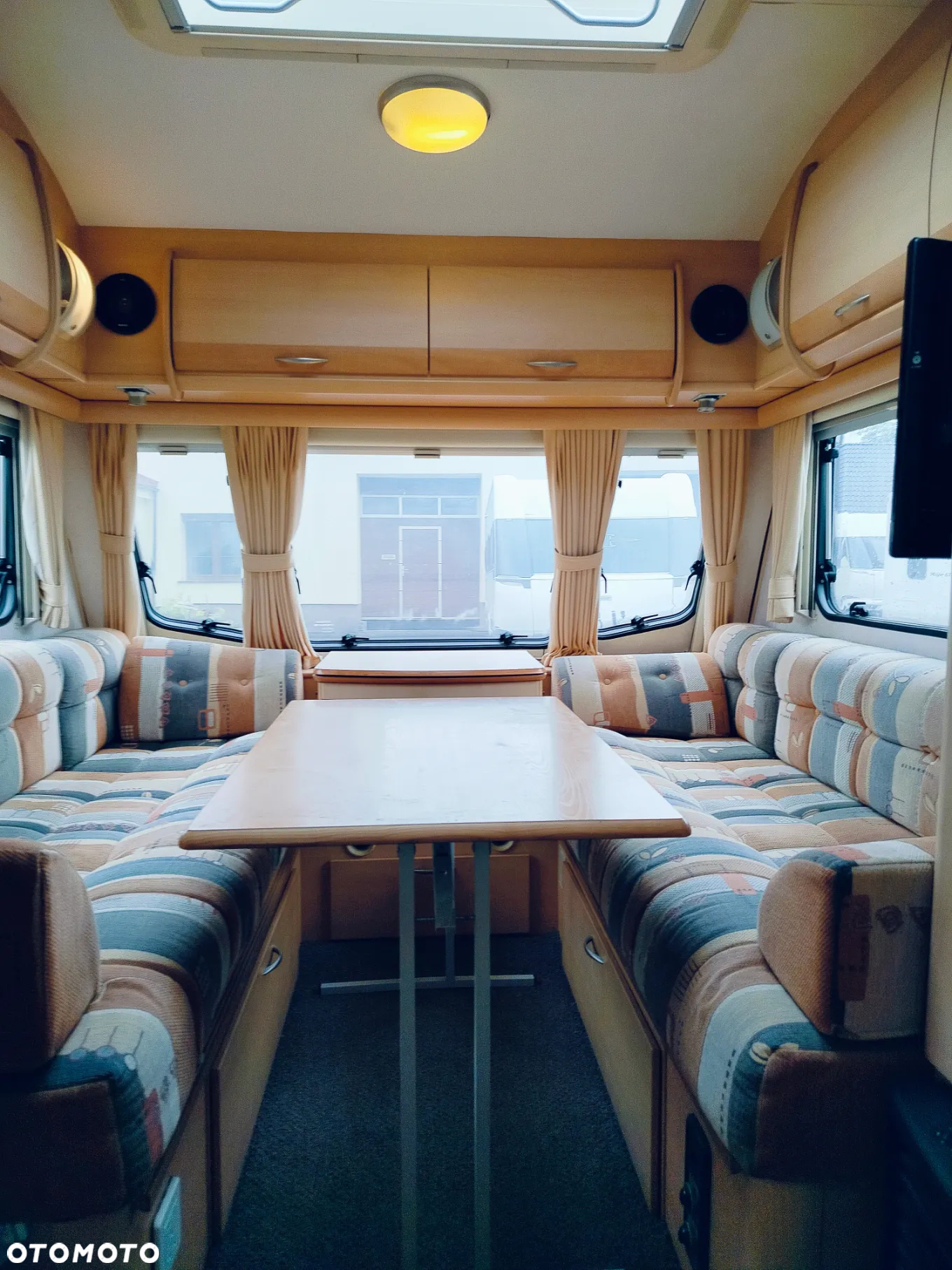 Coachman Amara - 26
