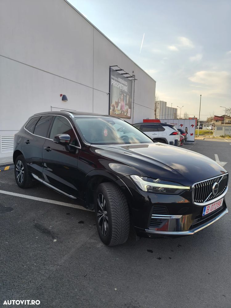 Volvo XC 60 T6 AWD Recharge Geartronic Inscription - 3